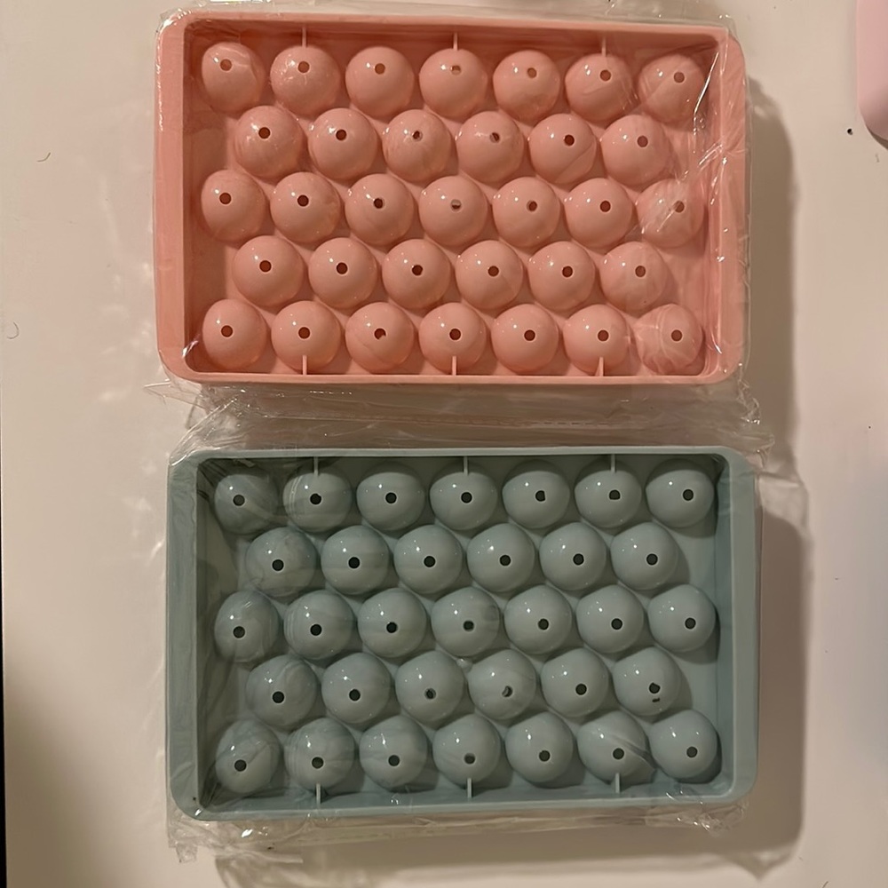 *SOLD* Ice Tray - Multi-grid Pink/Blue Ice Sphere Mold